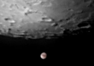 Mars near occultation with the Moon